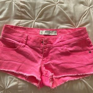 Abercrombie and Fitch. Hot pink shorts Size 0 26 inch waist